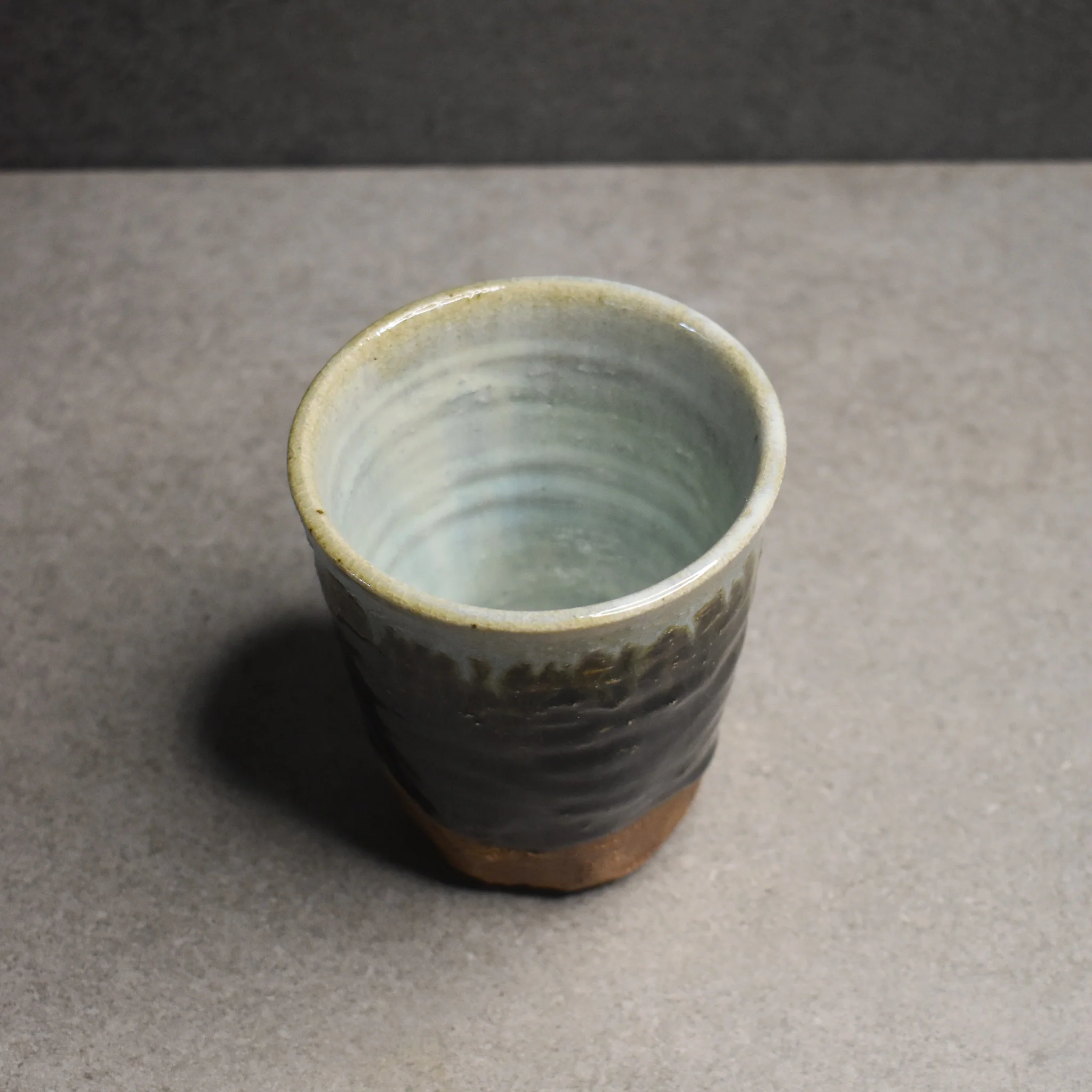Tsutsue Kiln: Tall Karatsu Yunomi Cup - Image 4