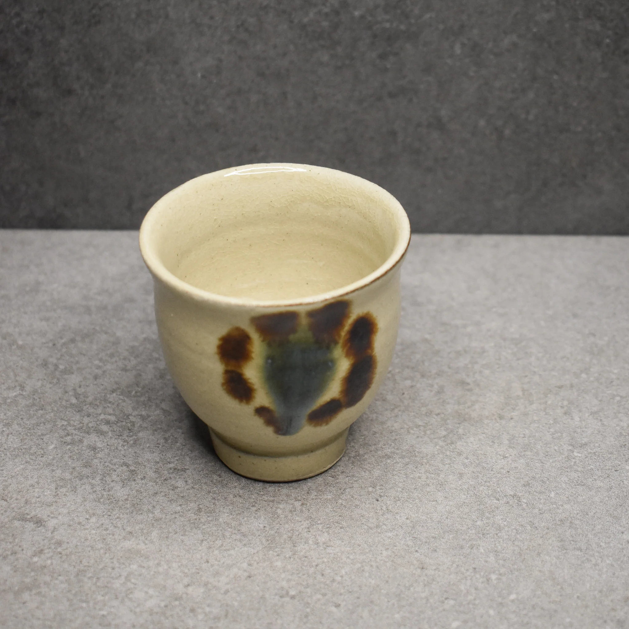 Yukutayagama: Large Yunomi Ashi - Image 6